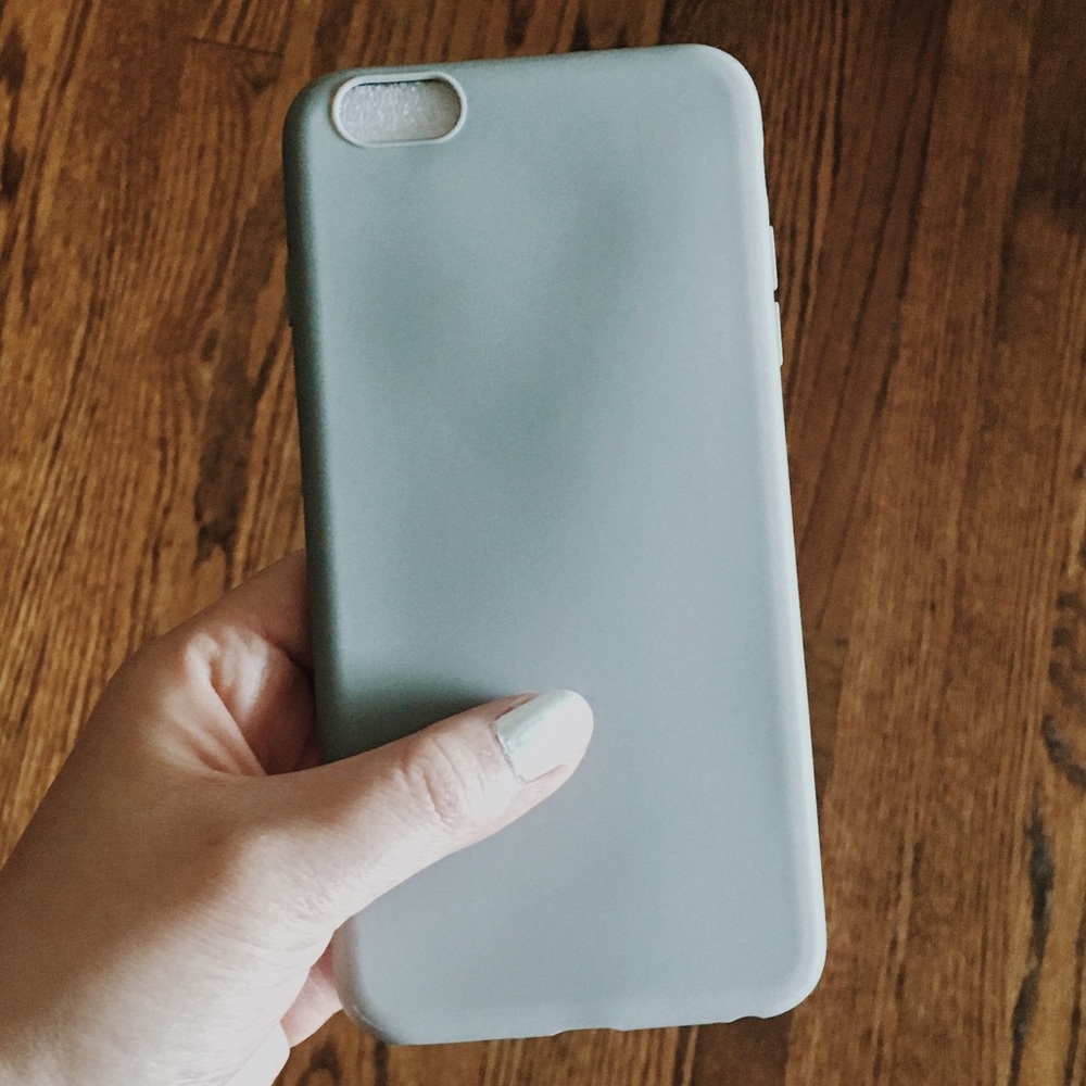 NWT Matte Gray iPhone 6 6s Plus Silicone Case
